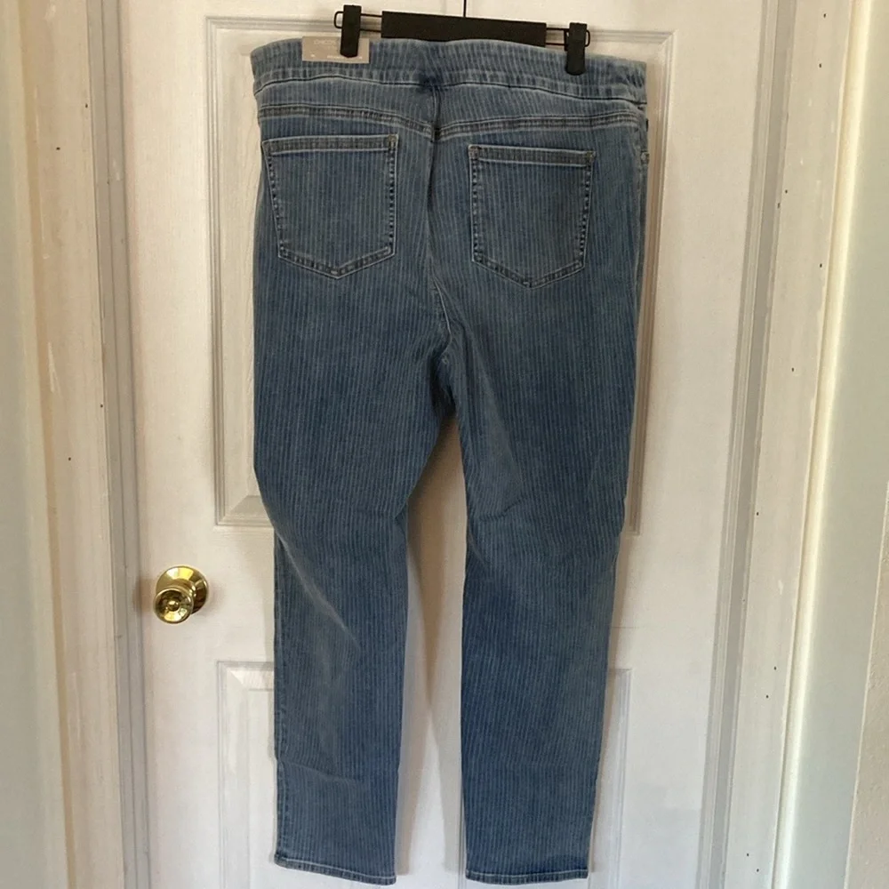 Chico's Blue Straight Leg Jeans leggings with Pinstripe Detail NEW size 3R / 16 - Picture 8 of 12